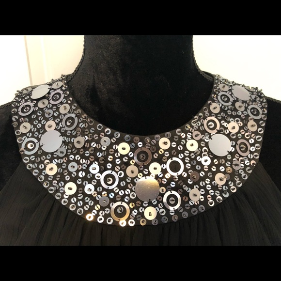 Dress - Picture 2 of 4